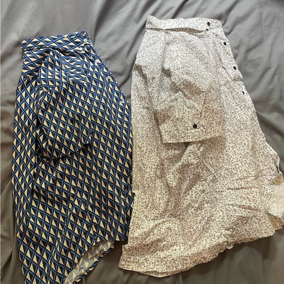 Short sleeve button downs - Picture 1 of 3